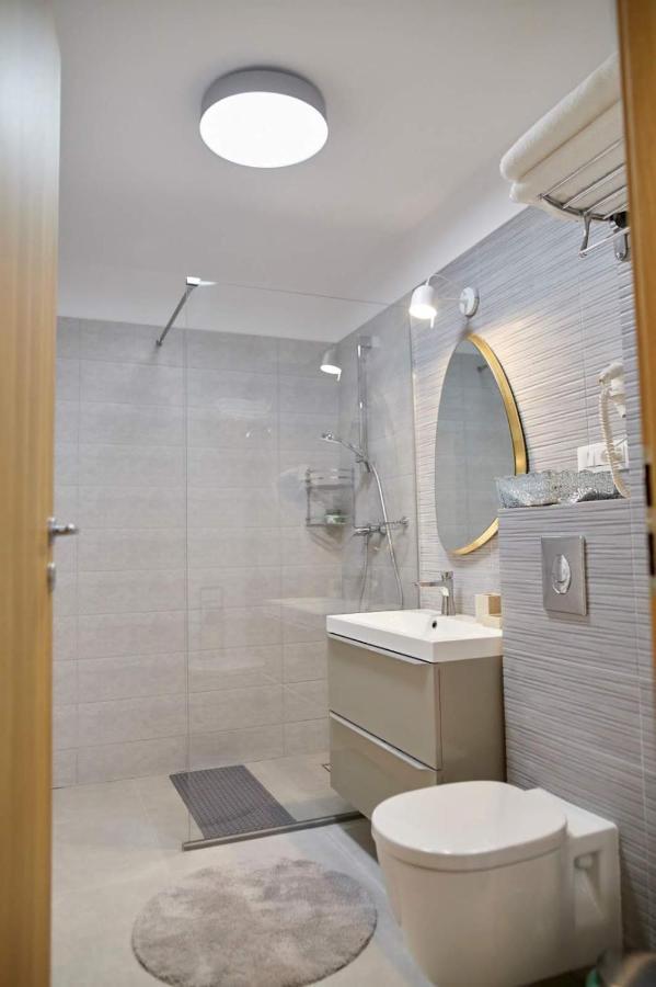 Ara Apart Hotel #3 Braşov Eksteriør billede
